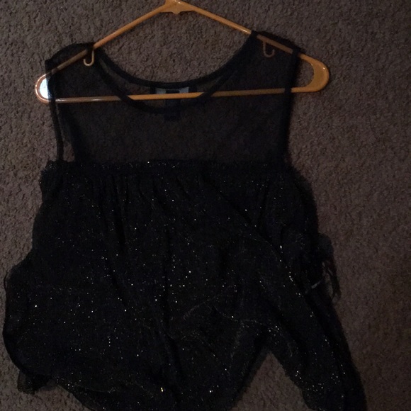 Sparkly Top - Picture 1 of 2